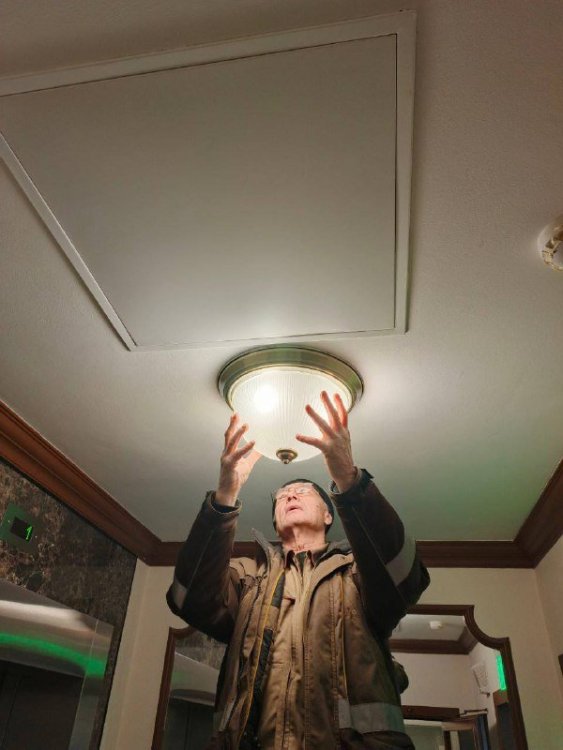 Kqup74EJkOR0FAwJHvTax_1kuqZGyUKqQzaNMDB9